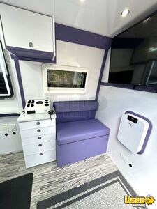 2020 Sprinter 2500 Mobile Hair & Nail Salon Truck Electrical Outlets Texas Diesel Engine for Sale