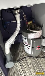 2020 Sprinter 2500 Mobile Hair & Nail Salon Truck Fresh Water Tank Texas Diesel Engine for Sale