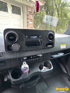 2020 Sprinter 2500 Mobile Hair & Nail Salon Truck Shore Power Cord Texas Diesel Engine for Sale