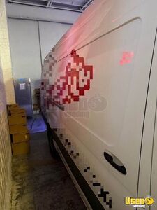 2020 Sprinter Lunch Serving Food Truck Insulated Walls New York Diesel Engine for Sale