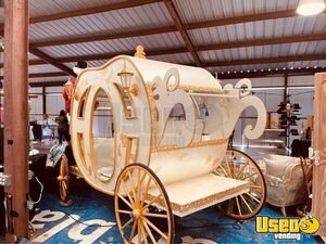 2020 Trailer With Cinderella Carriage For Photo Booth Other Mobile Business 2 Texas for Sale