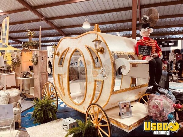 2020 Trailer With Cinderella Carriage For Photo Booth Other Mobile Business Texas for Sale