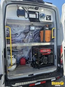 2020 Transit 250 Pet Care / Veterinary Truck Exterior Lighting California Gas Engine for Sale