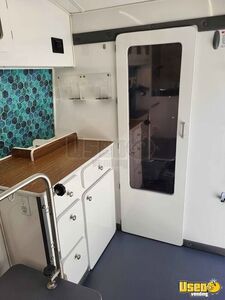 2020 Transit Pet Care / Veterinary Truck Water Tank Montana Gas Engine for Sale