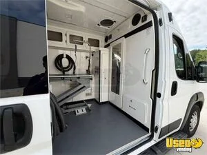 2020 Ultra Pet Care / Veterinary Truck Generator Georgia for Sale