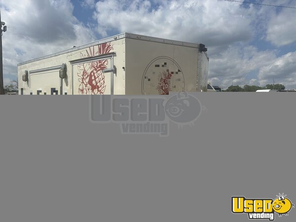 2020 V-nose Victory Cargo Kitchen Food Trailer Colorado for Sale