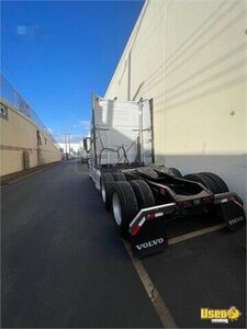 2020 Volvo Semi Truck 4 California for Sale