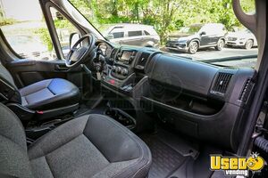2021 1500 Mobile Hair & Nail Salon Truck 22 New Jersey Gas Engine for Sale