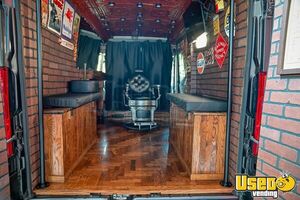 2021 1500 Mobile Hair & Nail Salon Truck Sound System New Jersey Gas Engine for Sale