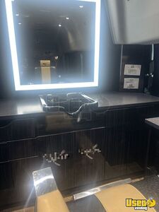 2021 350 Transit Hd- Xlt Mobile Hair & Nail Salon Truck Fresh Water Tank Texas Gas Engine for Sale