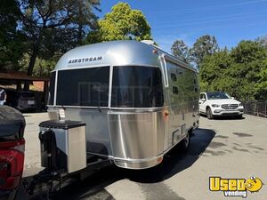 2021 Airstream Airstream Electrical Outlets California for Sale