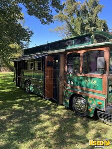 2021 Chance Trolley Food Truck All-purpose Food Truck Concession Window North Carolina Diesel Engine for Sale