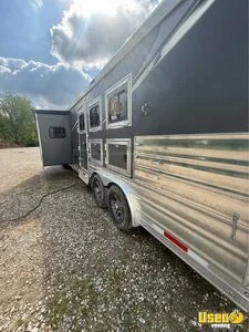 2021 Charger Living Quarters Horse Trailer Slide-outs Florida for Sale