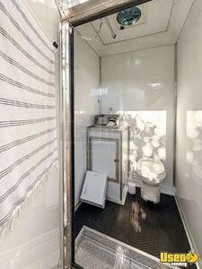 2021 Custom 28' Kitchen Food Trailer Insulated Walls Texas for Sale