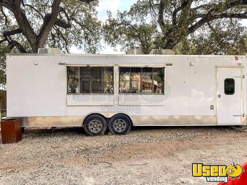 2021 Custom 28' Kitchen Food Trailer Texas for Sale