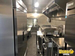 2021 Custom 30’ Kitchen Food Trailer Air Conditioning South Carolina Diesel Engine for Sale