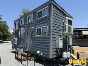 Beautiful 2021 22' Tiny Home on Wheels Mobile Home Unit with Bathroom & Kitchen for Sale in California!