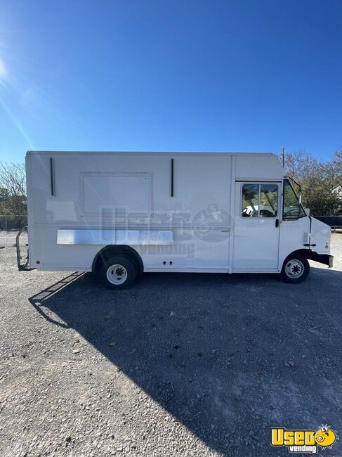 2021 E450 All-purpose Food Truck Tennessee Gas Engine for Sale