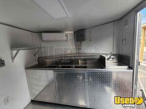 2021 Enclosed Kitchen Food Trailer Shore Power Cord Texas for Sale