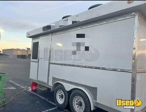 2021 Enclosed Trailer Kitchen Food Trailer Air Conditioning Tennessee for Sale