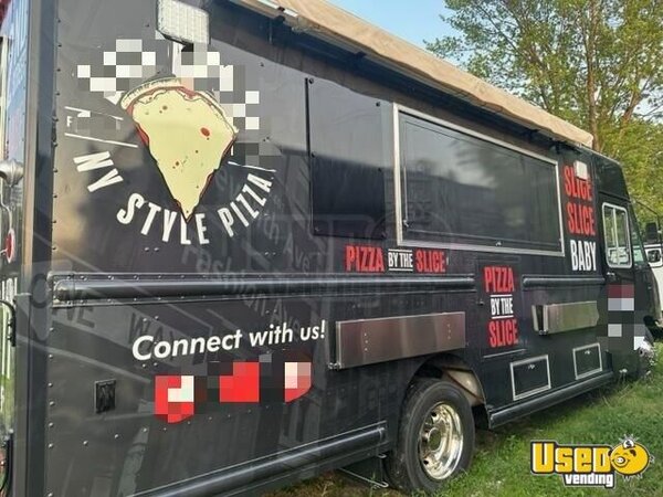 2021 F-59 Pizza Food Truck Indiana Gas Engine for Sale
