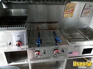 2021 Fr-300 Kitchen Food Trailer Exterior Customer Counter New York for Sale