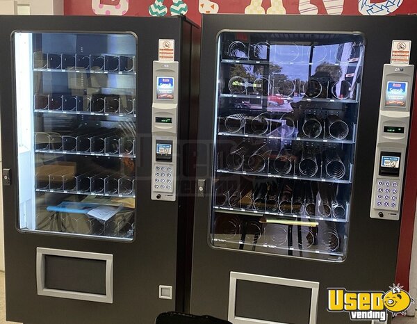 2021 Glass Front Vendor Models 35 & 39 Ams Snack Machine Florida for Sale