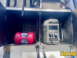 2021 High Roof Extended W/170 Mobile Hair & Nail Salon Truck Diesel Engine California Diesel Engine for Sale