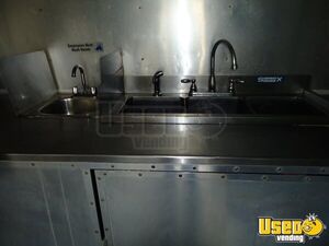 2021 Kitchen Food Trailer Kitchen Food Trailer Fryer Texas for Sale