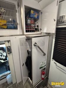 2021 M2-gvwr Pet Care / Veterinary Truck Gray Water Tank Arizona Diesel Engine for Sale