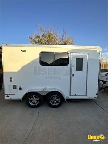 2021 Mobile Pet Grooming Trailer Pet Care / Veterinary Truck Texas for Sale