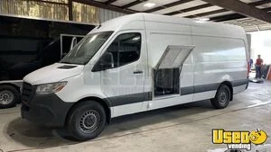 2021 Sprinter 2500 All-purpose Food Truck Refrigerator Texas Gas Engine for Sale