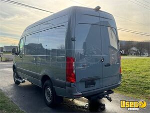 2021 Sprinter 2500 Pet Care / Veterinary Truck Electrical Outlets Virginia Diesel Engine for Sale