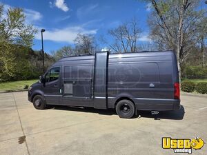 2021 Sprinter 4500 Extra Tall/ Extra Long All-purpose Food Truck Concession Window Tennessee Diesel Engine for Sale