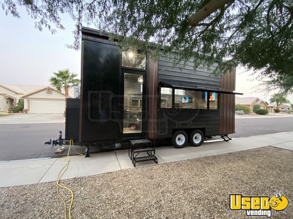 2021 Travel Trailer Custom Barbershop Trailer Mobile Hair & Nail Salon Truck Arizona for Sale