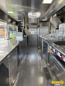 2021 V-nose Kitchen Concession Trailer Kitchen Food Trailer Diamond Plated Aluminum Flooring California for Sale