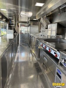 2021 V-nose Kitchen Concession Trailer Kitchen Food Trailer Stainless Steel Wall Covers California for Sale