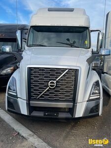 2021 Vnl Volvo Semi Truck 2 Texas for Sale
