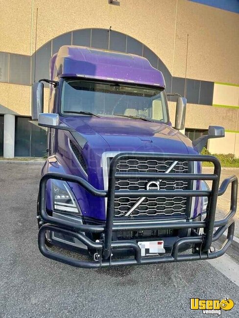 2021 Volvo Semi Truck California for Sale