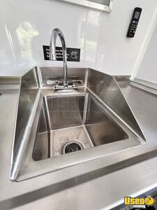 2022 2022 Kitchen Food Trailer Diamond Plated Aluminum Flooring Maryland for Sale