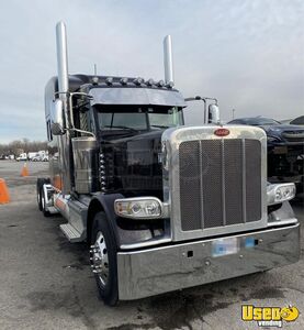 2022 389 Peterbilt Semi Truck 2 Indiana for Sale