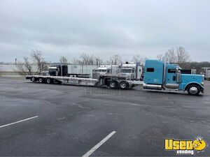 2022 389 Peterbilt Semi Truck Chrome Package Florida for Sale