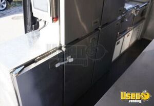 2022 4500 Catering Food Truck Prep Station Cooler Florida Diesel Engine for Sale