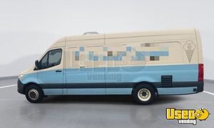 2022 4500 Extended Cargo 170in Wb Ice Cream Truck Concession Window New Hampshire Diesel Engine for Sale
