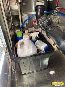 2022 8.5' X16' Kitchen Food Trailer Hot Water Heater California Gas Engine for Sale