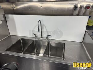 2022 Carrier Kitchen Food Trailer Fryer California for Sale