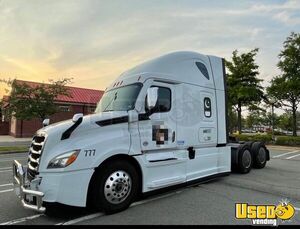 2022 Cascadia Freightliner Semi Truck 2 Virginia for Sale