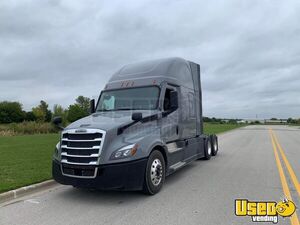 2022 Cascadia Freightliner Semi Truck Illinois for Sale