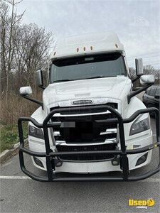 2022 Cascadia Freightliner Semi Truck New York for Sale