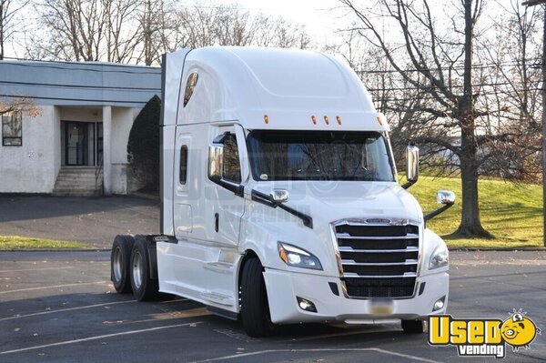 2022 Cascadia Freightliner Semi Truck Pennsylvania for Sale